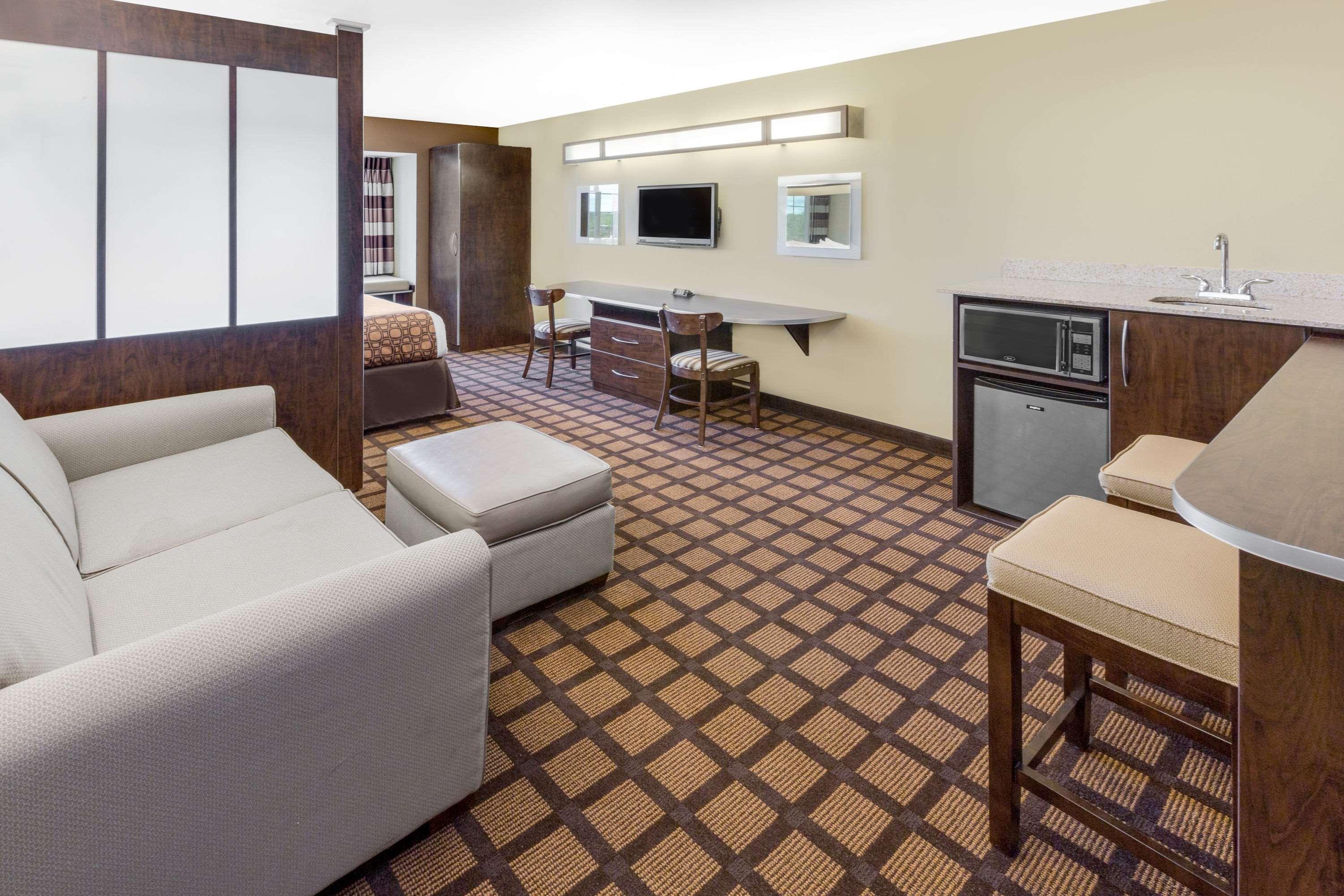 Microtel Inn & Suites By Wyndham Ozark Exterior photo